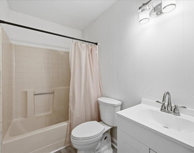 519 S 13th Street - Photo Thumbnail 8