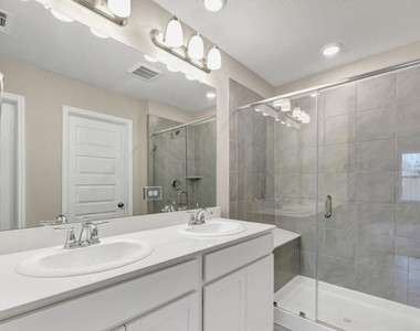 7155 Blue Oak - Photo Thumbnail 8
