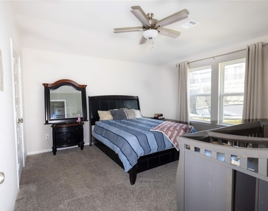 7155 Blue Oak - Photo Thumbnail 5