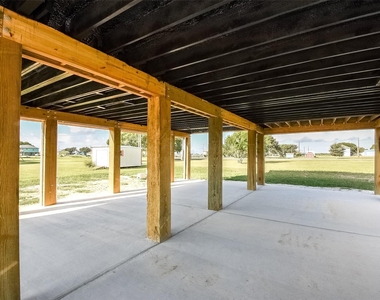 544 Buckskin Drive - Photo Thumbnail 5