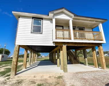 544 Buckskin Drive - Photo Thumbnail 2