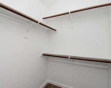 544 Buckskin Drive - Photo Thumbnail 39