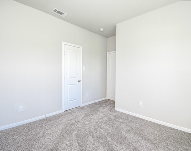 544 Buckskin Drive - Photo Thumbnail 42