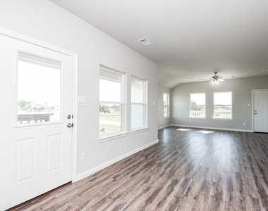 544 Buckskin Drive - Photo Thumbnail 12