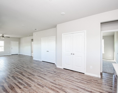 544 Buckskin Drive - Photo Thumbnail 24