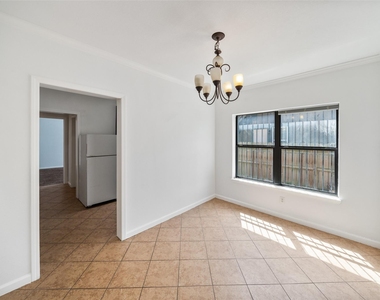 406 Quitman Street - Photo Thumbnail 8