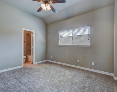 25151 Alina Lane - Photo Thumbnail 17