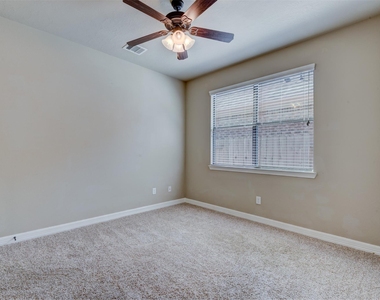 25151 Alina Lane - Photo Thumbnail 15