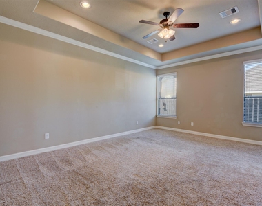 25151 Alina Lane - Photo Thumbnail 12