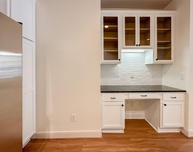 3001 Murworth Drive - Photo Thumbnail 23