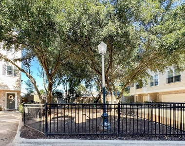 3001 Murworth Drive - Photo Thumbnail 44