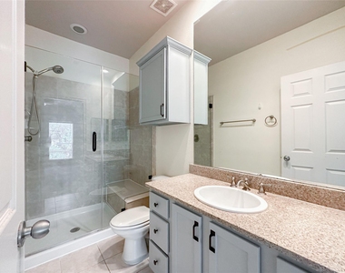3001 Murworth Drive - Photo Thumbnail 15