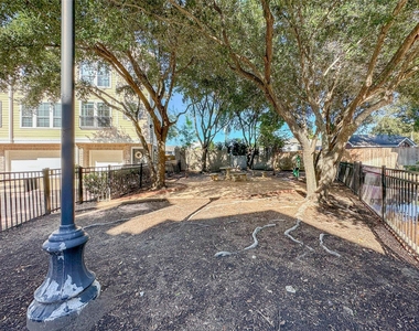 3001 Murworth Drive - Photo Thumbnail 47