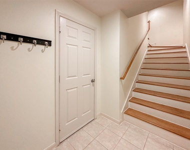 3001 Murworth Drive - Photo Thumbnail 6