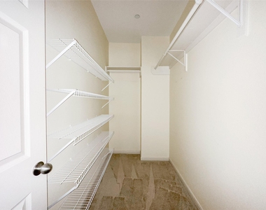 3001 Murworth Drive - Photo Thumbnail 18