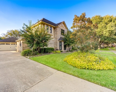 22526 Cove Hollow Drive - Photo Thumbnail 1