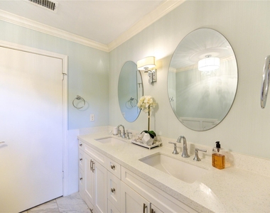 22526 Cove Hollow Drive - Photo Thumbnail 18