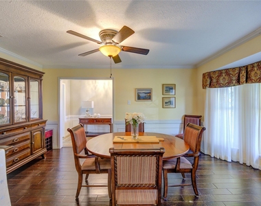22526 Cove Hollow Drive - Photo Thumbnail 6