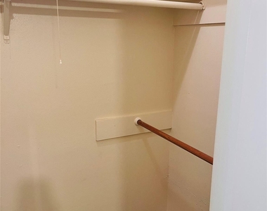 16633 Gold Ridge Lane - Photo Thumbnail 11