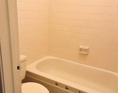 16633 Gold Ridge Lane - Photo Thumbnail 12