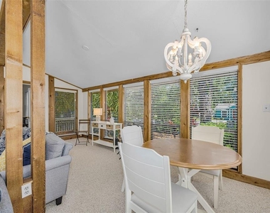 525 Bay Street - Photo Thumbnail 8