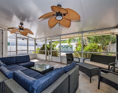 525 Bay Street - Photo Thumbnail 23