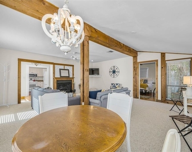 525 Bay Street - Photo Thumbnail 9