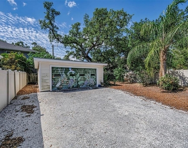 525 Bay Street - Photo Thumbnail 36