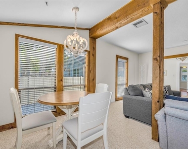 525 Bay Street - Photo Thumbnail 10
