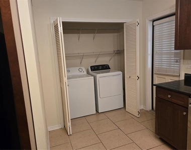 10350 Carrollwood Lane - Photo Thumbnail 8