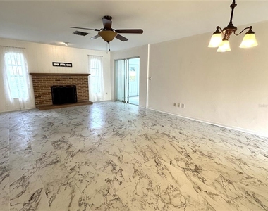610 Indian Rocks Road N - Photo Thumbnail 5
