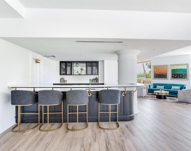 3507 Bayshore Boulevard - Photo Thumbnail 11