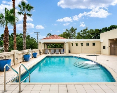 3507 Bayshore Boulevard - Photo Thumbnail 17