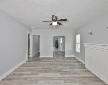 4736 5th Avenue S - Photo Thumbnail 4