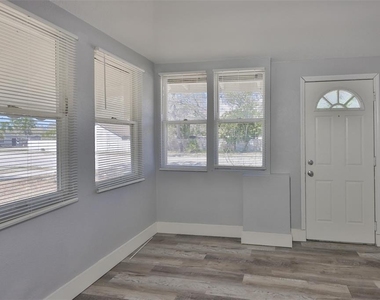 4736 5th Avenue S - Photo Thumbnail 6