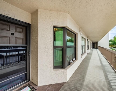 1324 Pasadena Avenue S - Photo Thumbnail 1