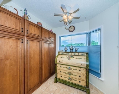 1324 Pasadena Avenue S - Photo Thumbnail 7