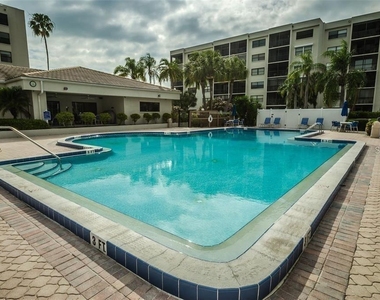 1324 Pasadena Avenue S - Photo Thumbnail 27