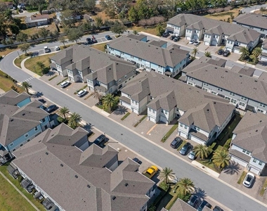 2444 Foggy Creek Circle - Photo Thumbnail 20