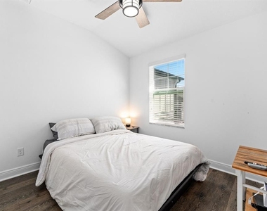 2444 Foggy Creek Circle - Photo Thumbnail 14