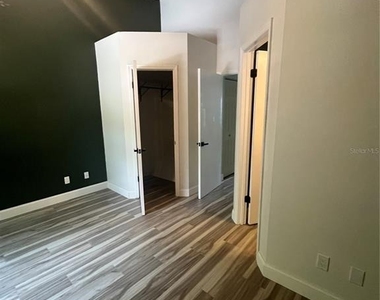 11359 Stratton Park Drive - Photo Thumbnail 8