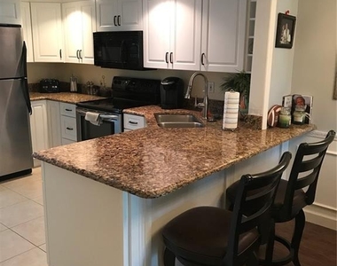 10380 Carrollwood Lane - Photo Thumbnail 5