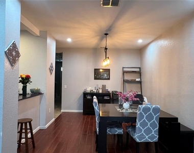 8210 Down Royal Road - Photo Thumbnail 15