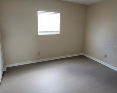 122 N Kings Avenue - Photo Thumbnail 7