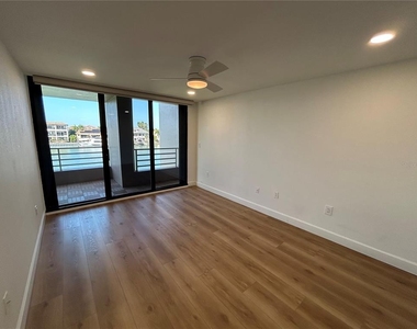 6260 Kipps Colony Court - Photo Thumbnail 20