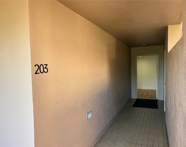 6260 Kipps Colony Court - Photo Thumbnail 2