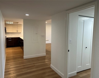 6260 Kipps Colony Court - Photo Thumbnail 3