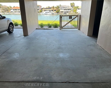6260 Kipps Colony Court - Photo Thumbnail 46