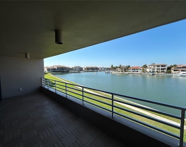 6260 Kipps Colony Court - Photo Thumbnail 38