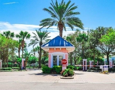 169 Pompano Drive Se - Photo Thumbnail 3